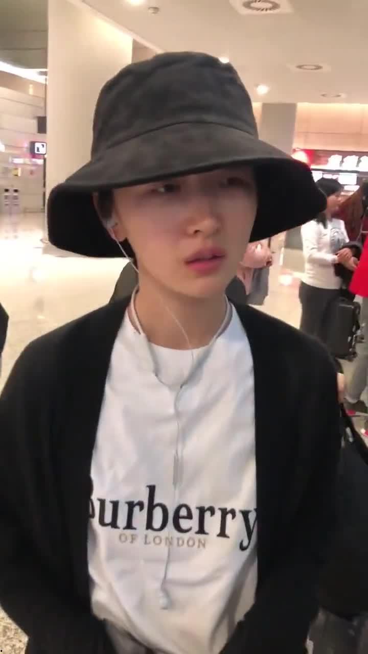 明星评价周冬雨现场,实力与魅力并存