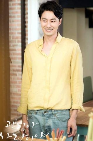 韩国明星赵寅成资料,从韩流巨星到实力派演员的蜕变之路