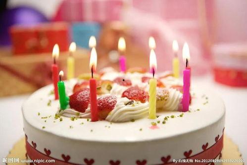 明星生日蜡烛插反了,蜡烛插反引发尴尬瞬间